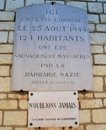 Plaque commémorative du massacre de  Maillé