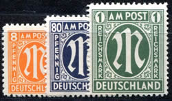 trois tailles de timbres AM Post