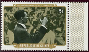 Sékou Touré haranguant la foule