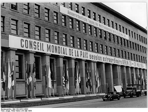 Conseil Mondial de la Paix berlin 1954